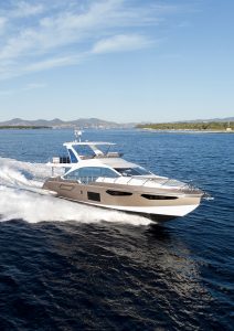 Timone yacht