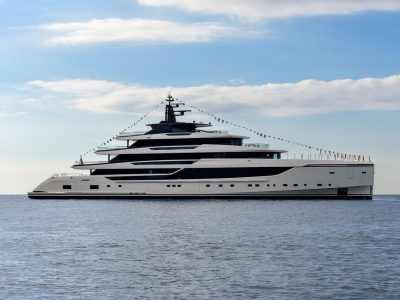 Sanlorenzo 74Steel, il superyacht d’acciaio made-to-measure